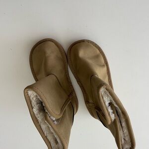 Cozy Tan Kids Boots
